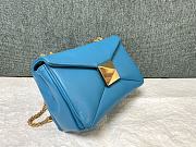Valentino One Stud Nappa Bag With Chain 19 Blue - 5