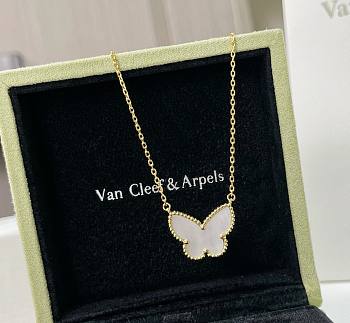 VCA Lucky Alhambra butterfly pendant necklace 