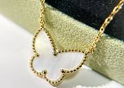 VCA Lucky Alhambra butterfly pendant necklace  - 4