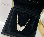 VCA Lucky Alhambra butterfly pendant necklace  - 3