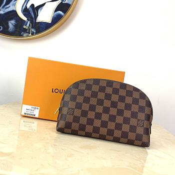 BagsAll Louis Vuitton Cosmetic Pouch GM 3237