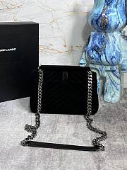 YSL College Medium Chain Bag 24 In Light Suede With Fringes Black - 5