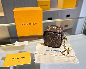 Louis Vuitton LV Key Chain 1925