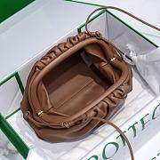 Botega Veneta Mini Pouch 22 Brown Leather 10177 - 5