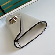 Gucci Broadway Leather Clutch 25 Tiger In White 10384 - 6