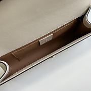 Gucci Broadway Leather Clutch 25 Tiger In White 10384 - 3
