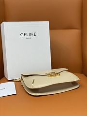 Celine Teen Chain Besace Triomphe 24.6 Beige Shiny Calfskin - 3