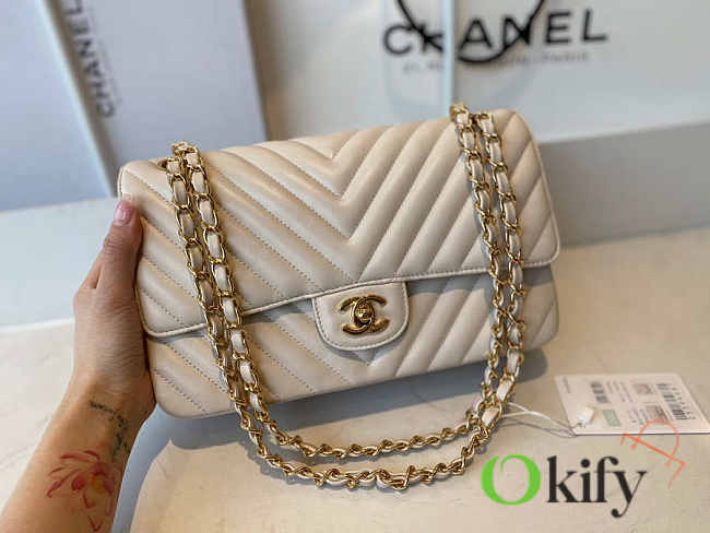 Chanel Flap Bag Medium 25 Chevron Lambskin White/Gold  - 1