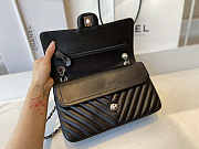 Chanel Flap Bag Medium 25 Chevron Lambskin Black/Silver - 4