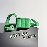 Bottega Veneta Mini Padded Cassette Green Lambskin 10453 - 1