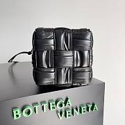 Botega Veneta Small 18 Cassette Bucket Bag Black - 6