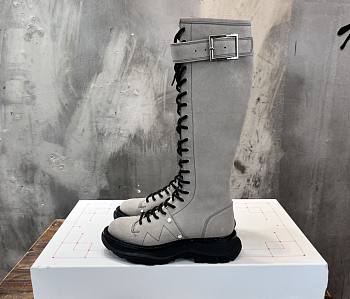 Alexander McQueen Knee Boots 10525