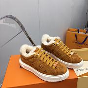 LV Plain Toe Rubber Sole Caramel Suede - 4