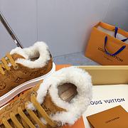 LV Plain Toe Rubber Sole Caramel Suede - 5