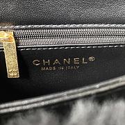 Chanel 22B Black Shearling Handle - 3