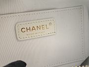 Chanel Crossbody Bag 20.5 White Lambskin - 2