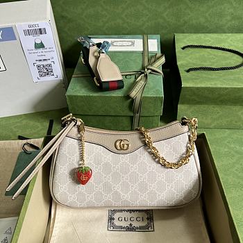 Gucci Ophidia GG small handbag in beige and white Supreme