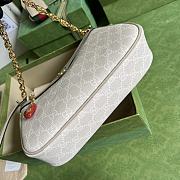 Gucci Ophidia GG small handbag in beige and white Supreme - 6