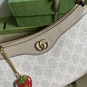 Gucci Ophidia GG small handbag in beige and white Supreme - 3