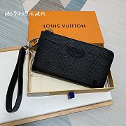 LV Wallet Zippy Dragonne Black Epi Leather  - 1