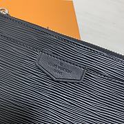 LV Wallet Zippy Dragonne Black Epi Leather  - 2