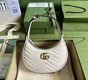 Gucci GG Marmont 21 half-moon-shaped mini bag White - 1