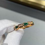 Okify Bvlgari Serpenti Viper Rose Gold Ring Malachite Elements And Pave Diamonds - 4