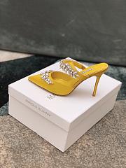 Manolo Blahnik Lurum Yellow Satin Crystal Embellished Mules - 5