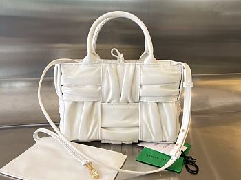 Bottega Veneta Mini Arco 26 Tote Bag White Calfskin