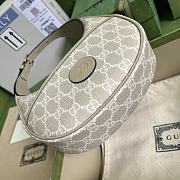 Gucci GG Marmont 21 half-moon-shaped mini bag white ophidia - 6
