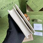 Gucci Diana Wallet 11 with Bamboo White Leather - 3