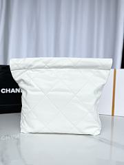 CC 22 Handbag Small White Calfskin & Gold-Tone Metal 11151 - 2