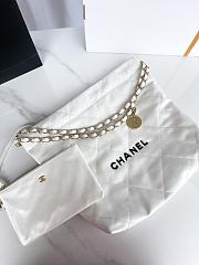 CC 22 Handbag Small White Calfskin & Gold-Tone Metal 11151 - 5