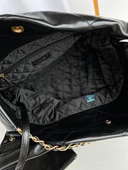 CC 22 Handbag Medium Black Calfskin & Gold-Tone Metal 11154 - 3