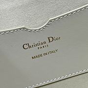 Dior 30 Montaigne Avenue Bag White Leather M9260U  - 6