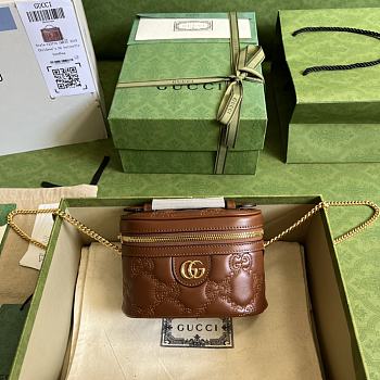Gucci Cosmetic Bag Light Brown GG Matelassé Leather 11307