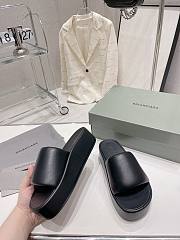Balenciaga Sandals in White 11386 - 4