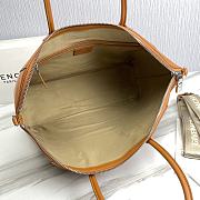 Givenchy Medium 41 Antigona Sport Bag in Caramel Calfskin  - 3