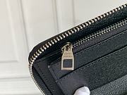 LV Zippy Wallet Black Leather 11464 - 5