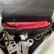 CC 23S Heart Flap Bag Black Leather - 3