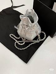 CC Clutch With Chain Silver Shiny Lambskin - 4