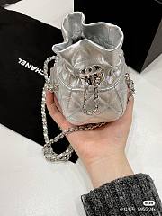 CC Clutch With Chain Silver Shiny Lambskin - 5