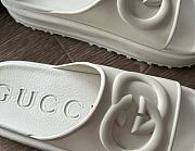 Gucci Slide Sandal with Interlocking G Off White Rubber - 2