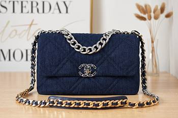 Chanel 19 Handbag Dark Blue Denim 30 Jumbo 
