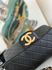 Chanel Jumbo Quilted Flapbag Black Calskin Leather - 3