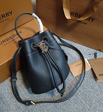 Burberry Bucket Bag 18.5 Vintage Black