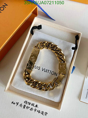 LV Men's Bracelet Gold 11752