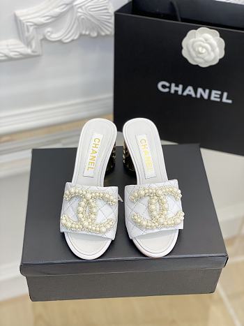Chanel White Leather Sandals 11799