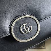 Gucci Petite GG mini shoulder bag in Black Leather - 6