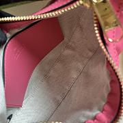 Gucci Matelassé Mini Bag in Pink - 3